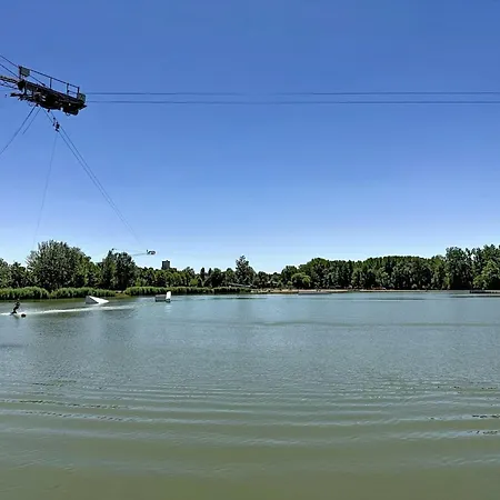 Lakeside At Park Moncontour (Vienne)
